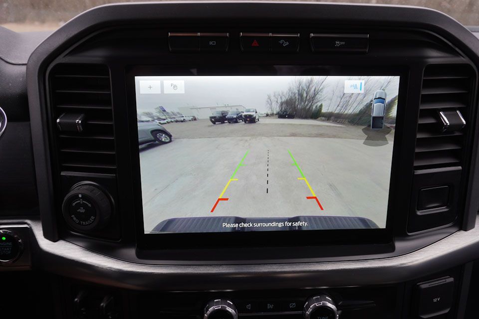 Used 2022 Black Ford Lariat image 36