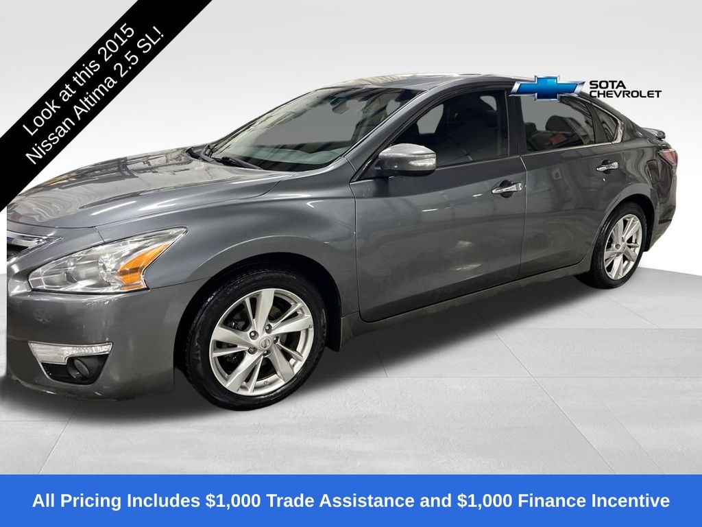 2015 Nissan Altima SL's photo