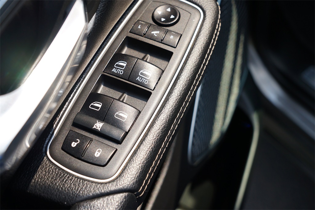 2021 Ram 1500 Laramie photo 16