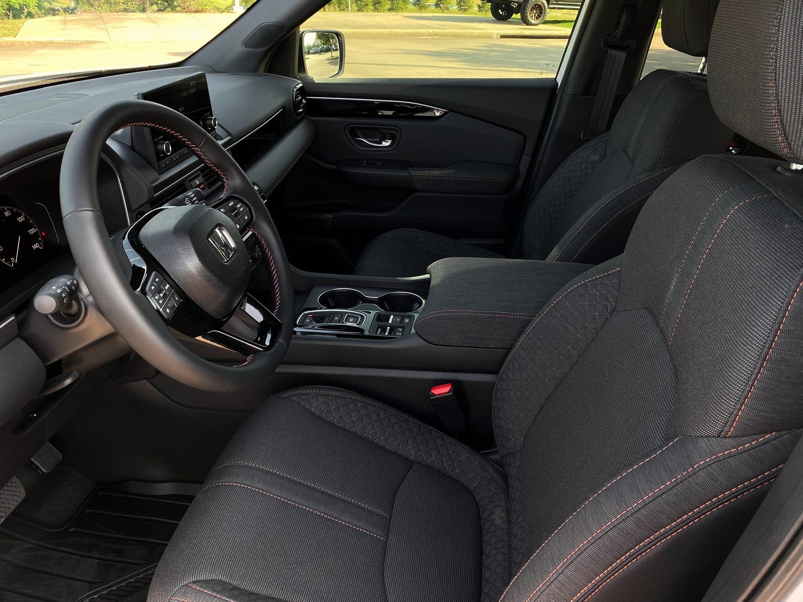2025 Honda Pilot Sport photo 12