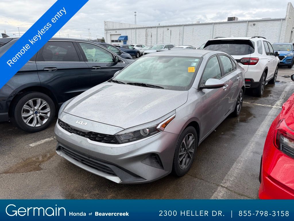 2023 Kia Forte LXS's photo