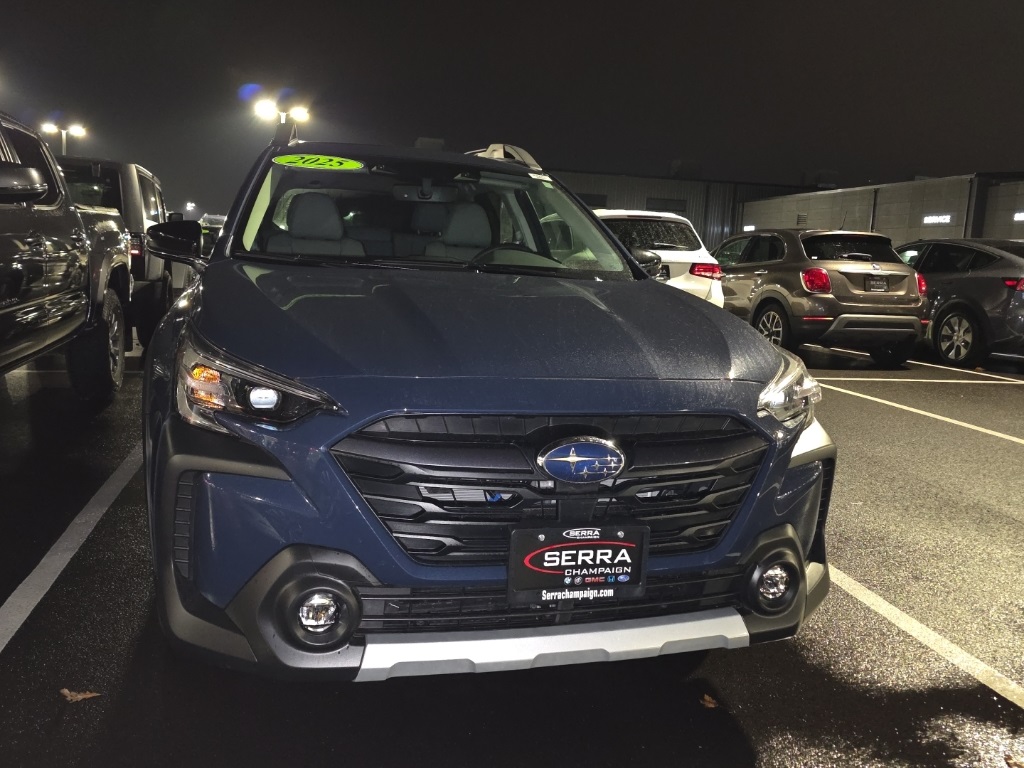 2025 Subaru Outback Limited's photo