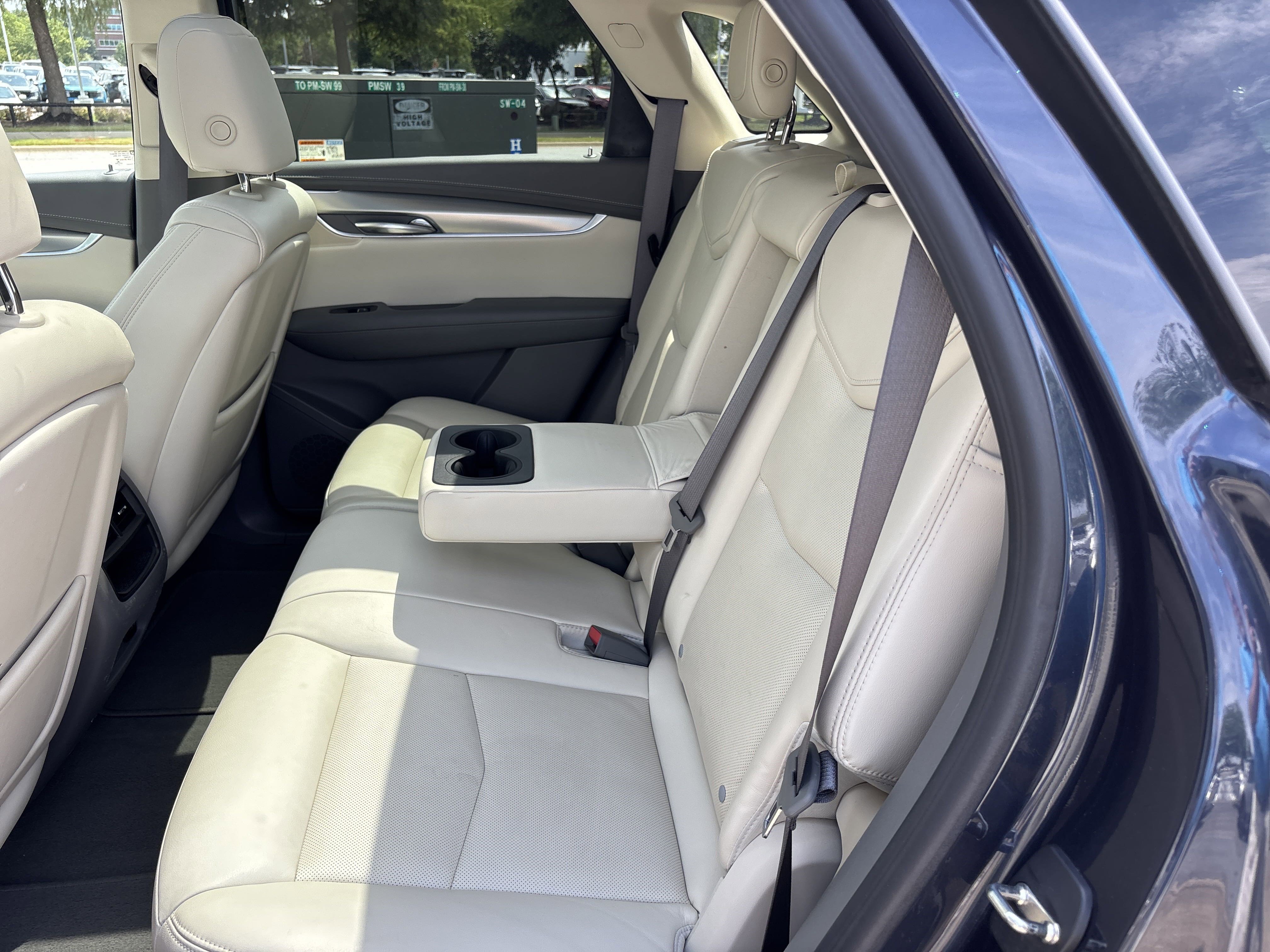 2018 Cadillac XT5 Premium Luxury photo 12