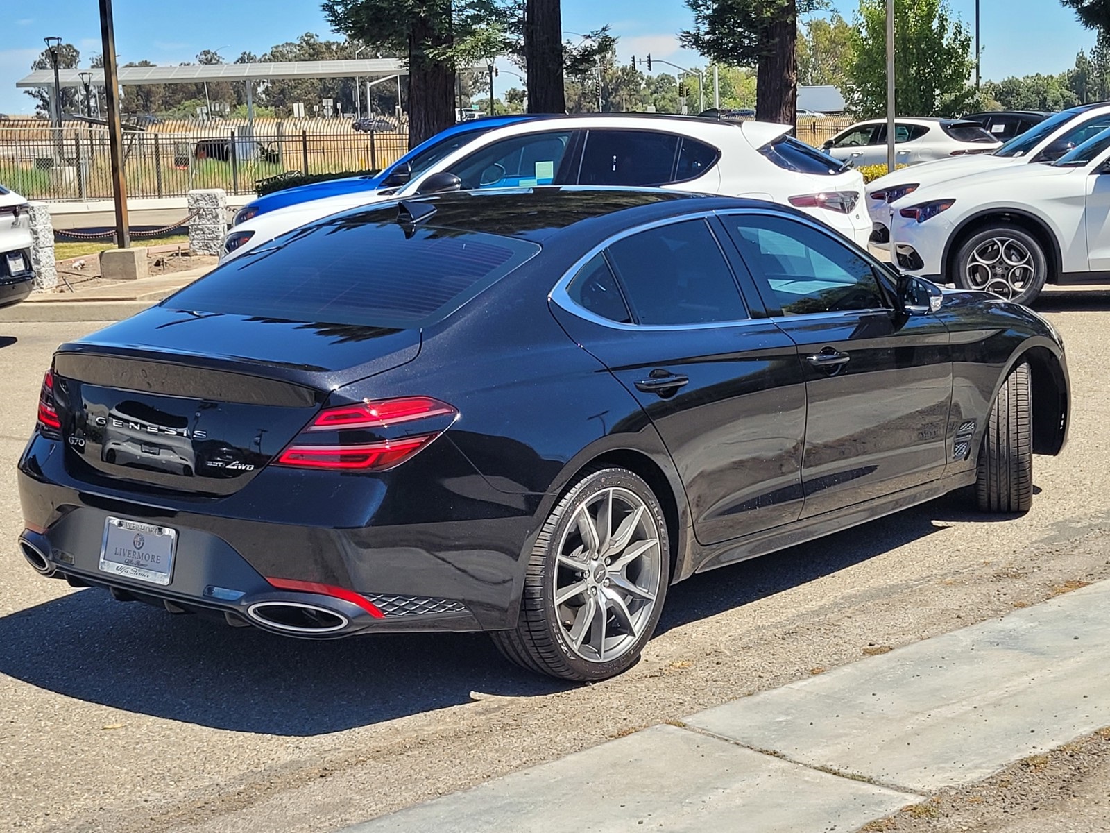 2022 Genesis G70 3.3T photo 4