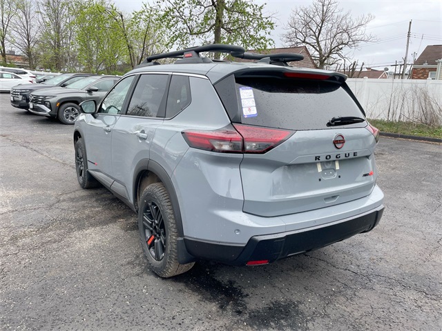 2025 Nissan Rogue SV photo 10