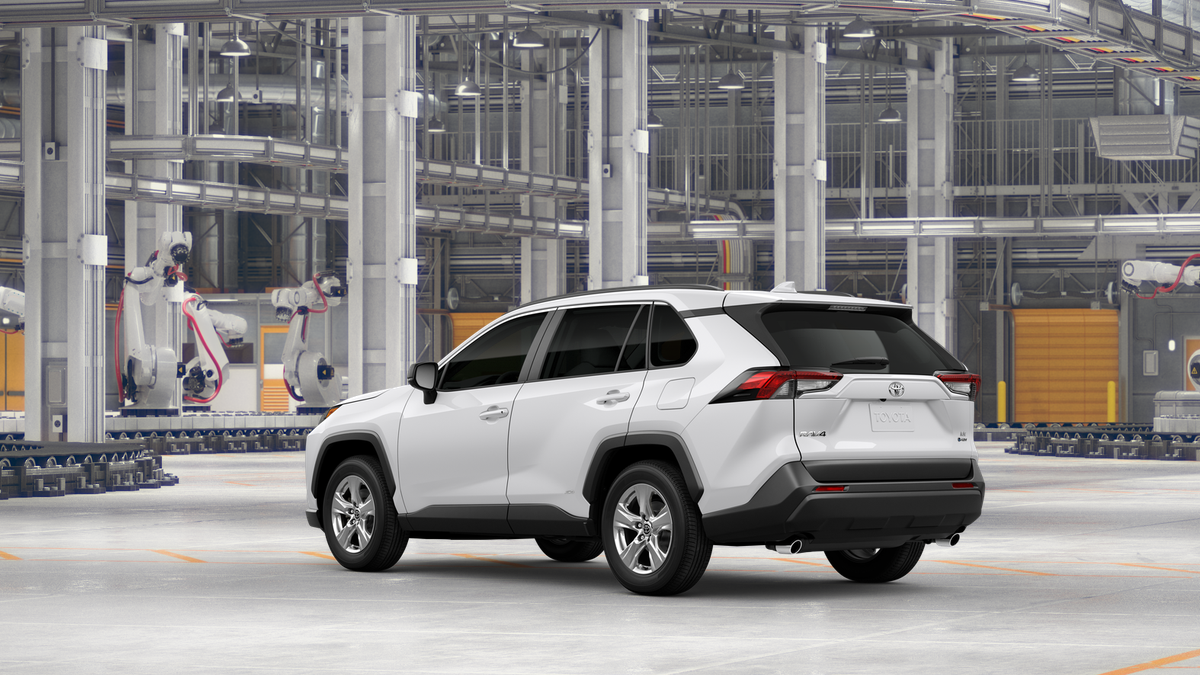 2025 Toyota RAV4 Hybrid LE photo 4