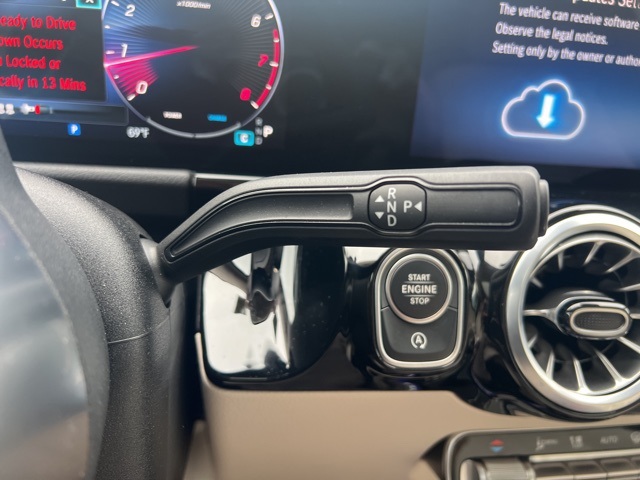 2025 Mercedes Benz GLA 250 4MATIC photo 40