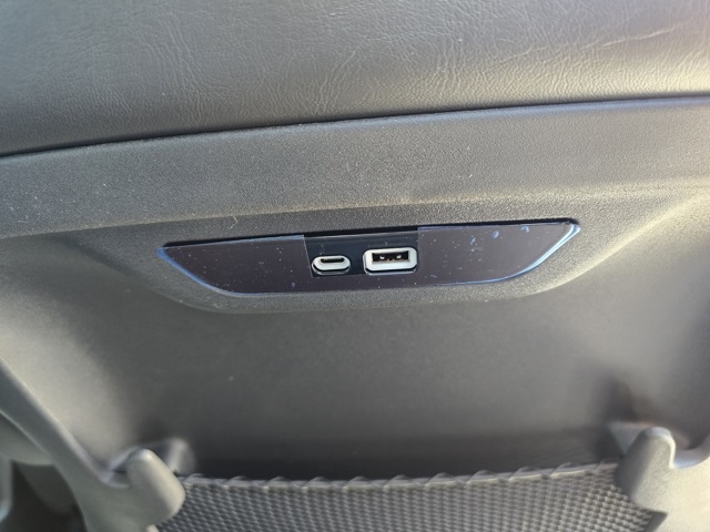 2026 Chrysler Pacifica photo 28