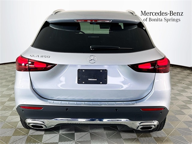 2025 Mercedes Benz GLA 250 photo 4