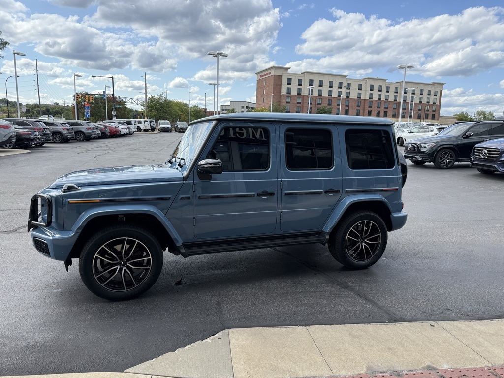 2025 Mercedes Benz G 550 photo 3