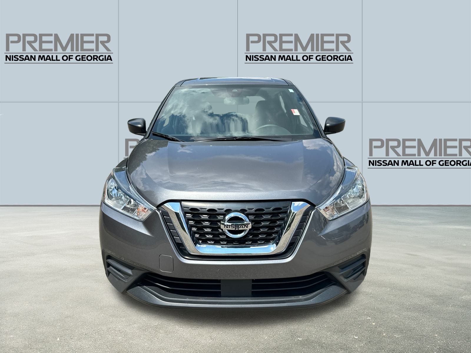 2020 Nissan Kicks S photo 2