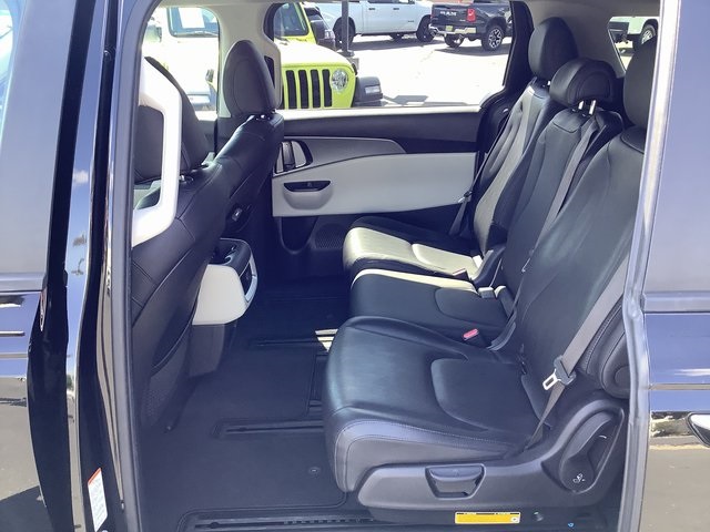 2022 Kia Carnival LX photo 21