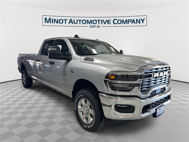 2026 RAM Ram 3500 Pickup Big Horn's photo