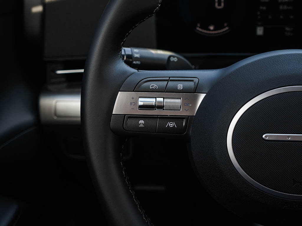 2026 Hyundai Kona SEL photo 18