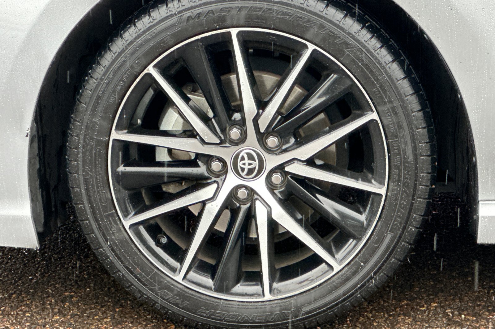 2022 Toyota Camry SE photo 21