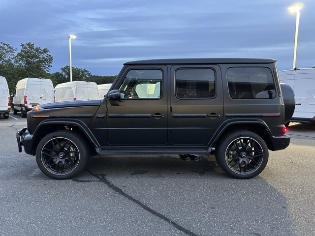 2025 Mercedes Benz G AMG 63 photo 4