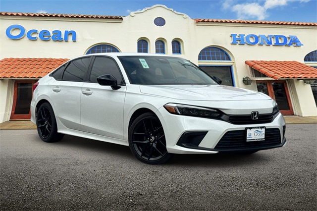 2022 Honda Civic Sport photo 2