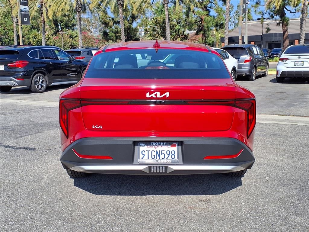 2025 Kia K4 LXS photo 4