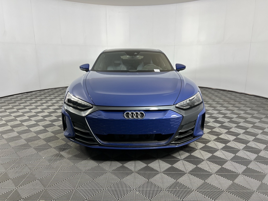 2024 Audi e-tron GT Premium Plus photo 4