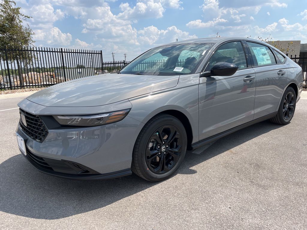 2025 Honda Accord SE's photo