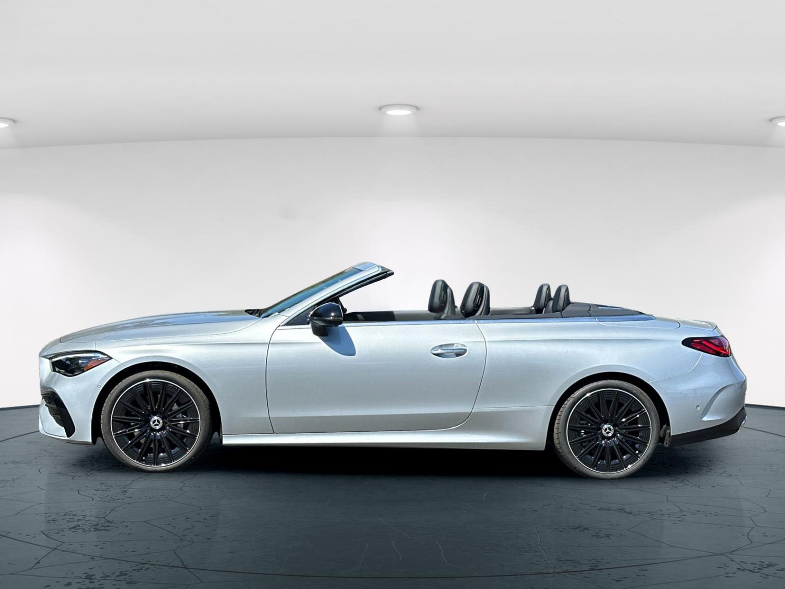2026 Mercedes Benz CLE 300 4MATIC photo 2