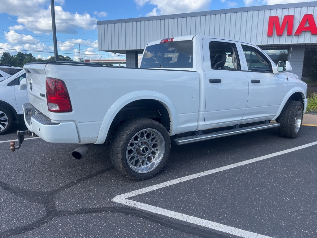 2015 Ram 2500 Tradesman photo 2