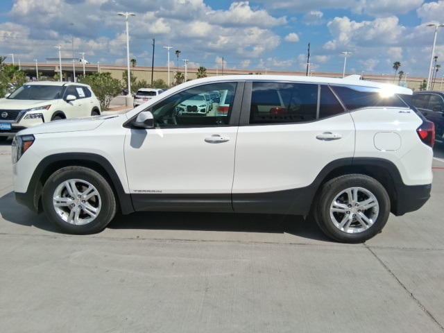 2024 Gmc Terrain SLE photo 3