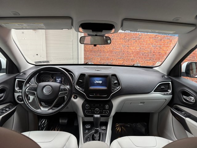 2020 Jeep Cherokee Latitude photo 8