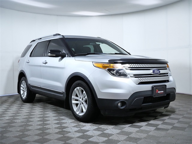 2013 Ford Explorer XLT's photo