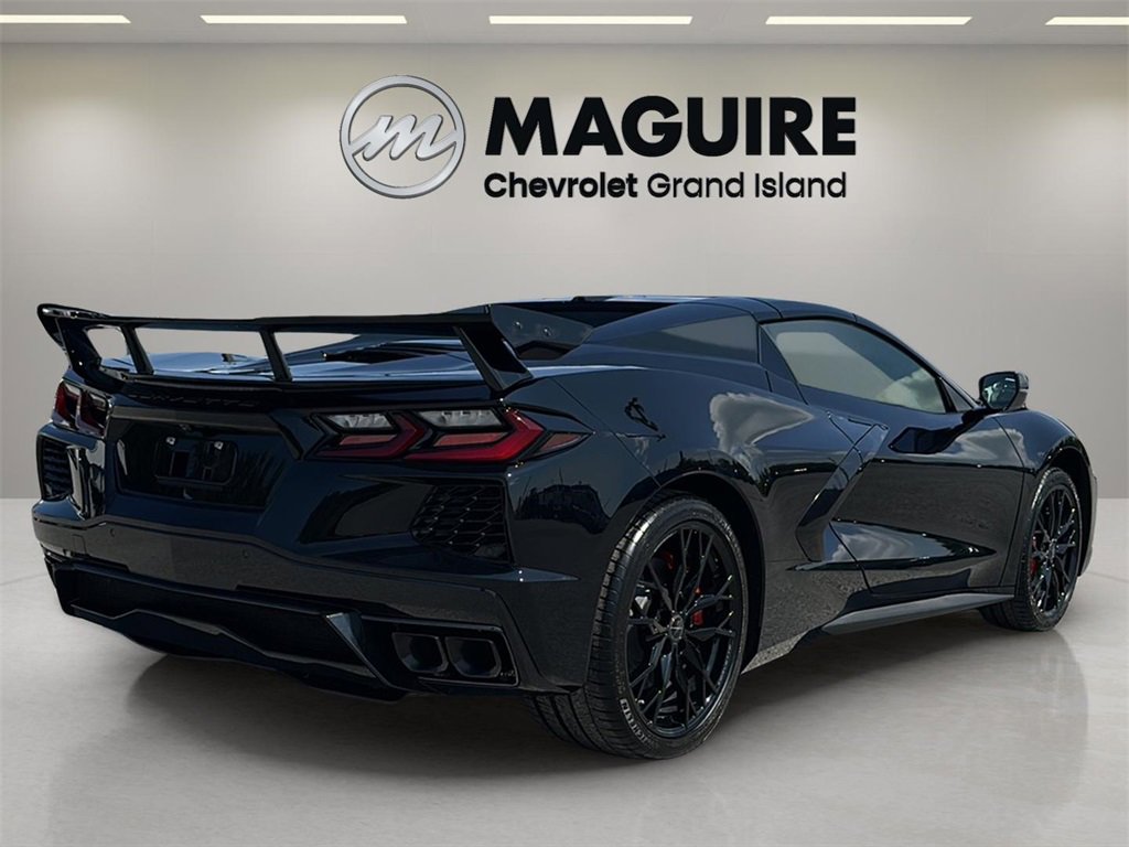 2025 Chevrolet Corvette Stingray 2LT photo 24