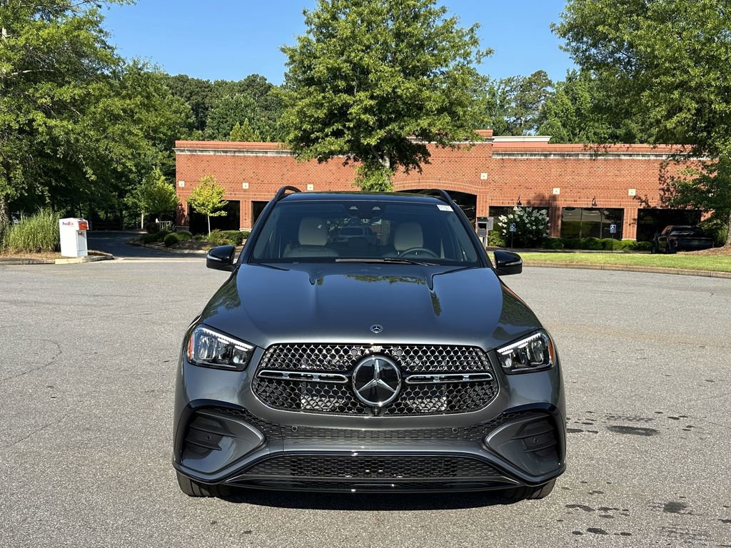 2025 Mercedes Benz GLE 450 4MATIC photo 3
