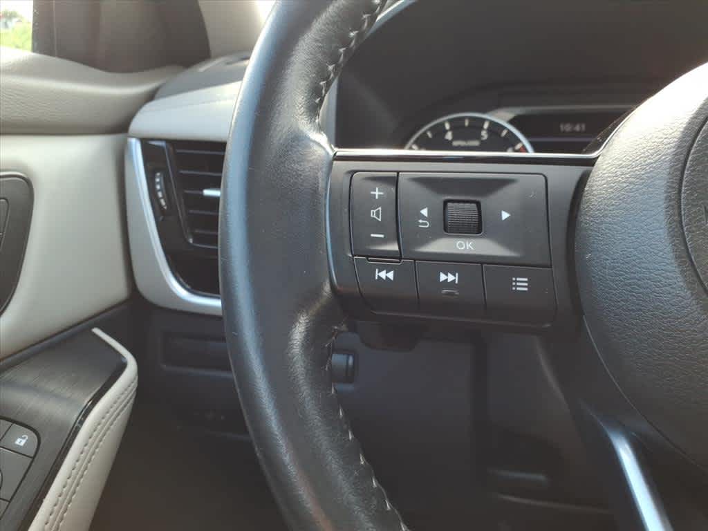 2023 Nissan Rogue SL photo 22