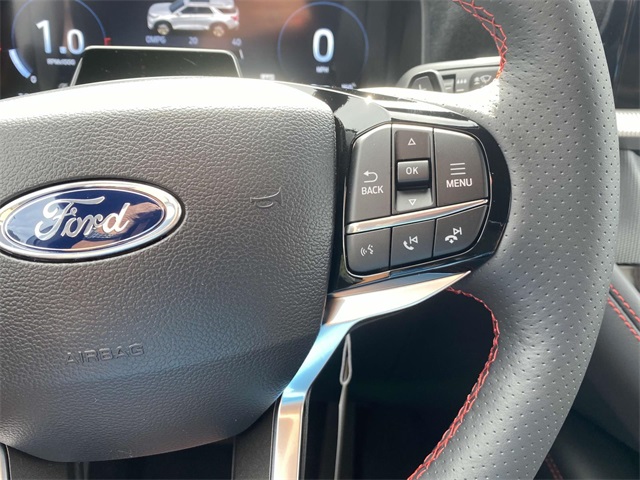 2025 Ford Explorer ST photo 15