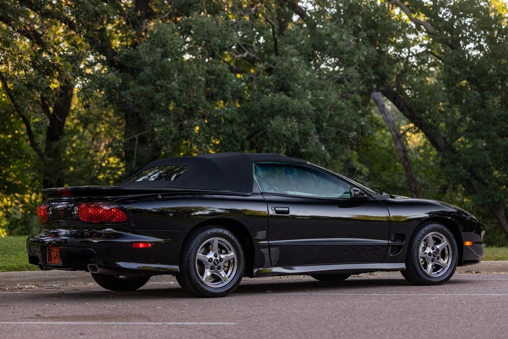 2002 Pontiac Firebird TRANS AM photo 23