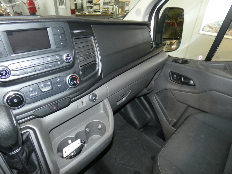 2022 Ford Transit Cargo Van photo 7