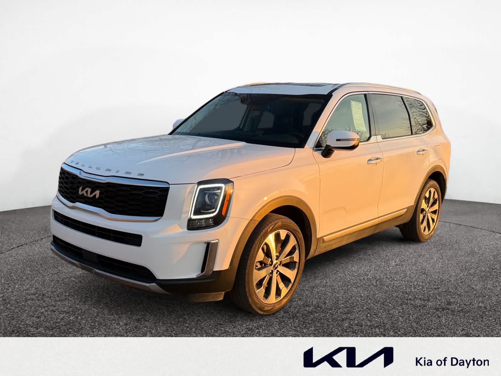 2022 Kia Telluride S's photo
