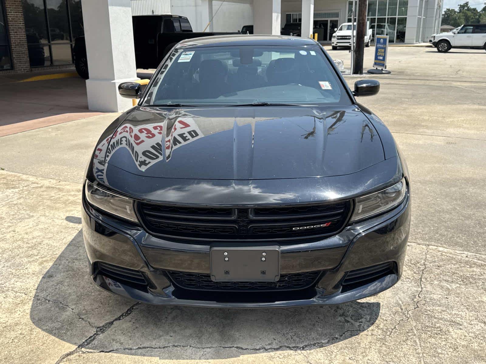 2023 Dodge Charger SXT photo 3