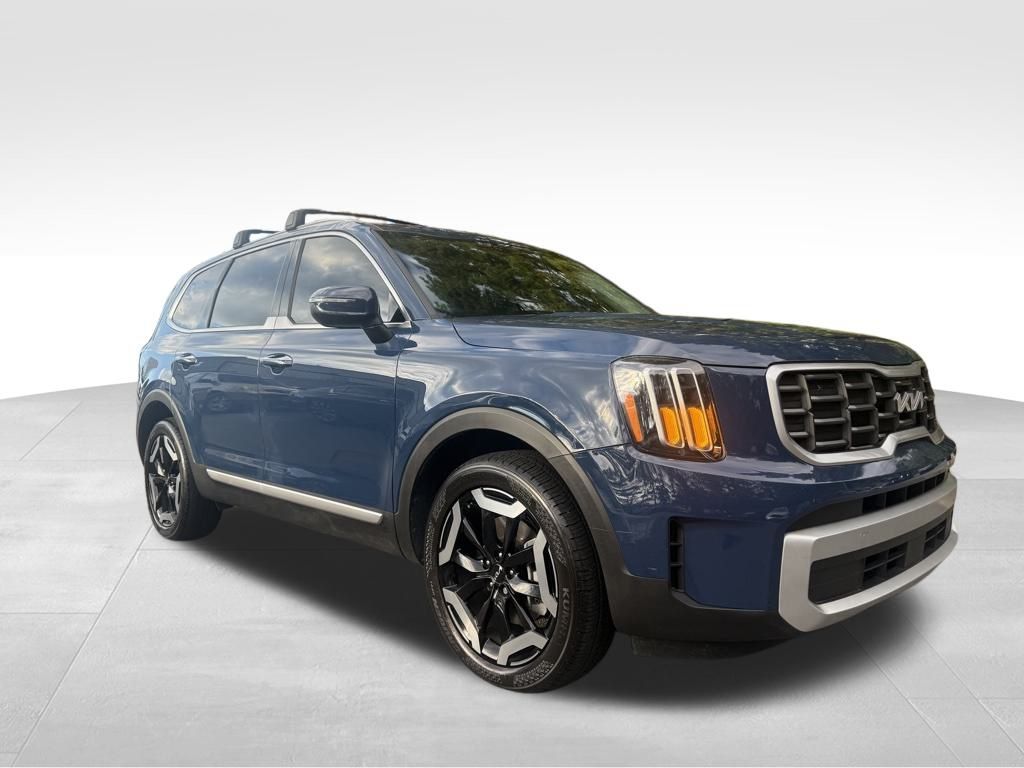 2024 Kia Telluride S photo 3