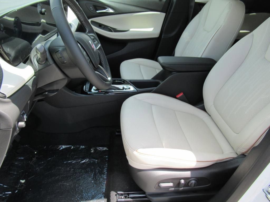 2026 Buick Encore GX Avenir photo 15