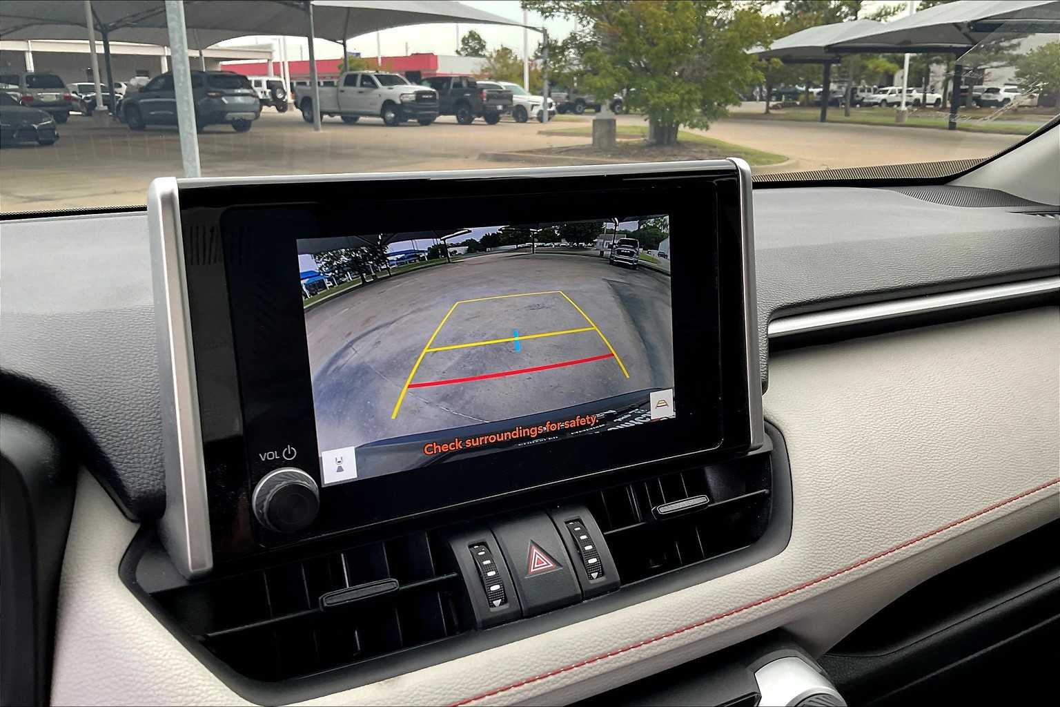 2024 Toyota RAV4 Adventure photo 18