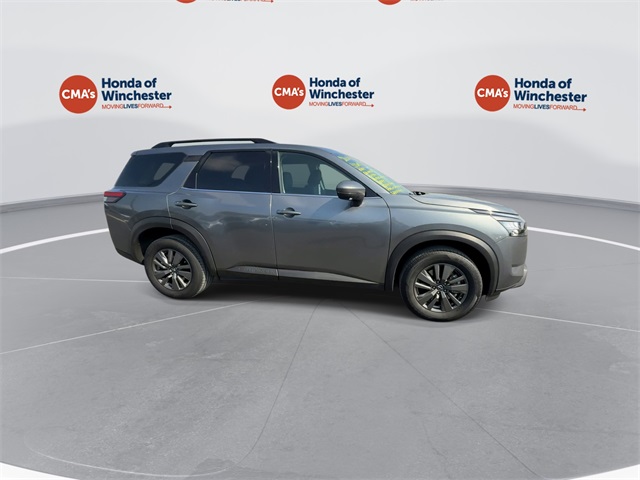 2024 Nissan Pathfinder SV photo 11