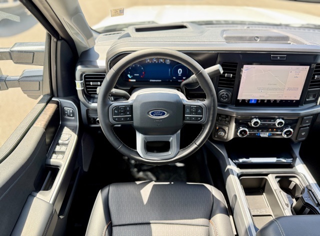 2025 Ford F-350 Lariat photo 19