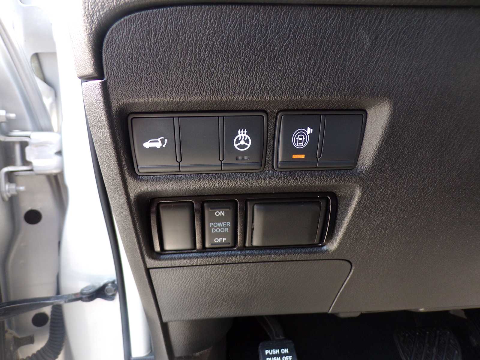2018 Infiniti QX80 photo 16