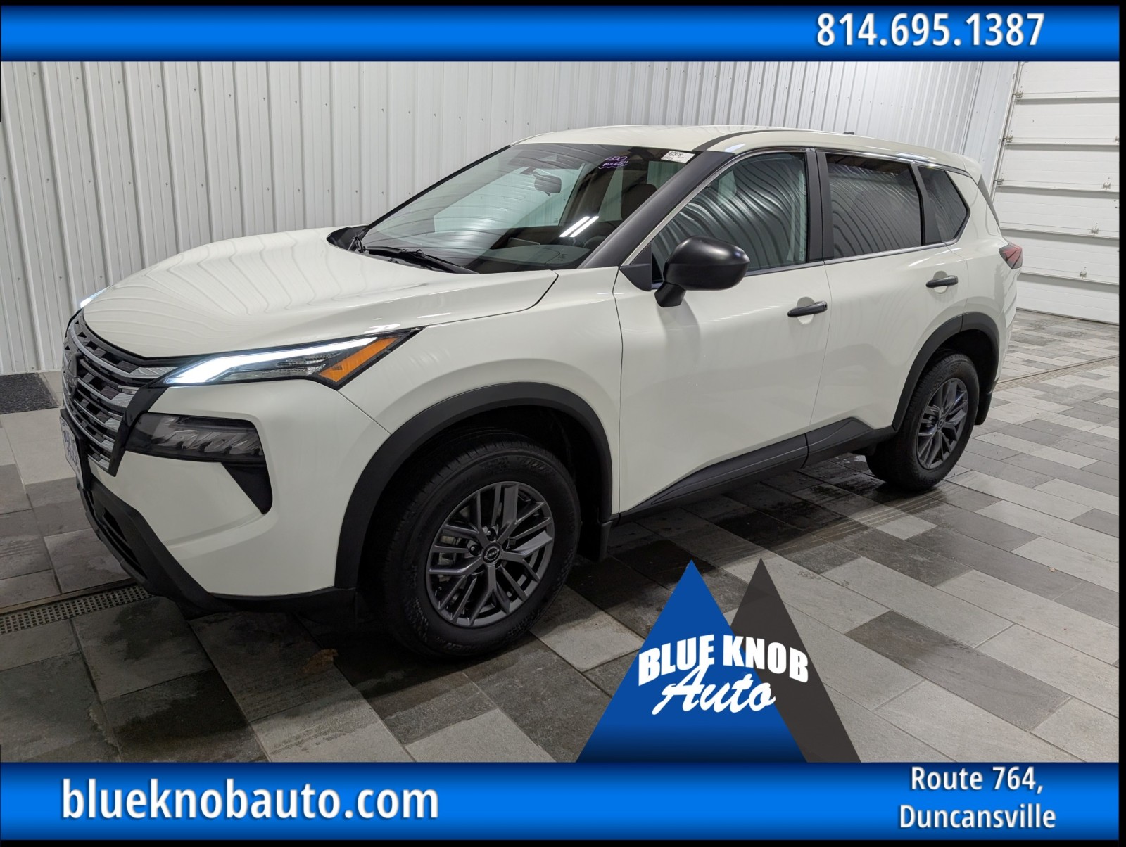 2026 Nissan Rogue S's photo