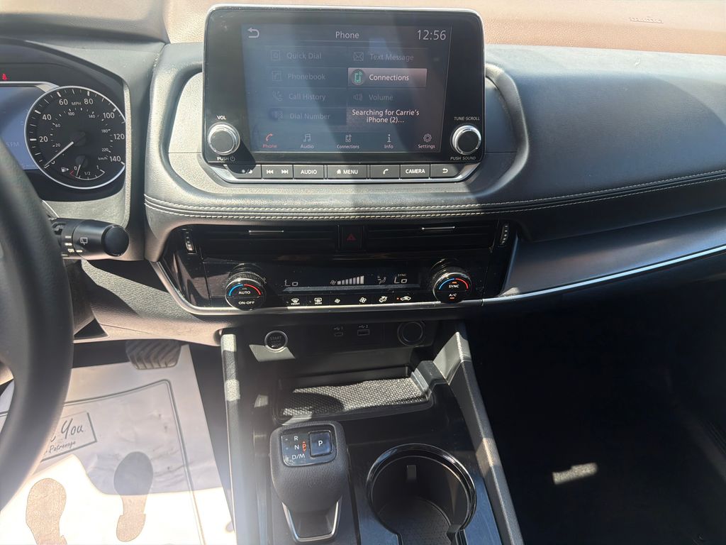 2021 Nissan Rogue SV photo 31