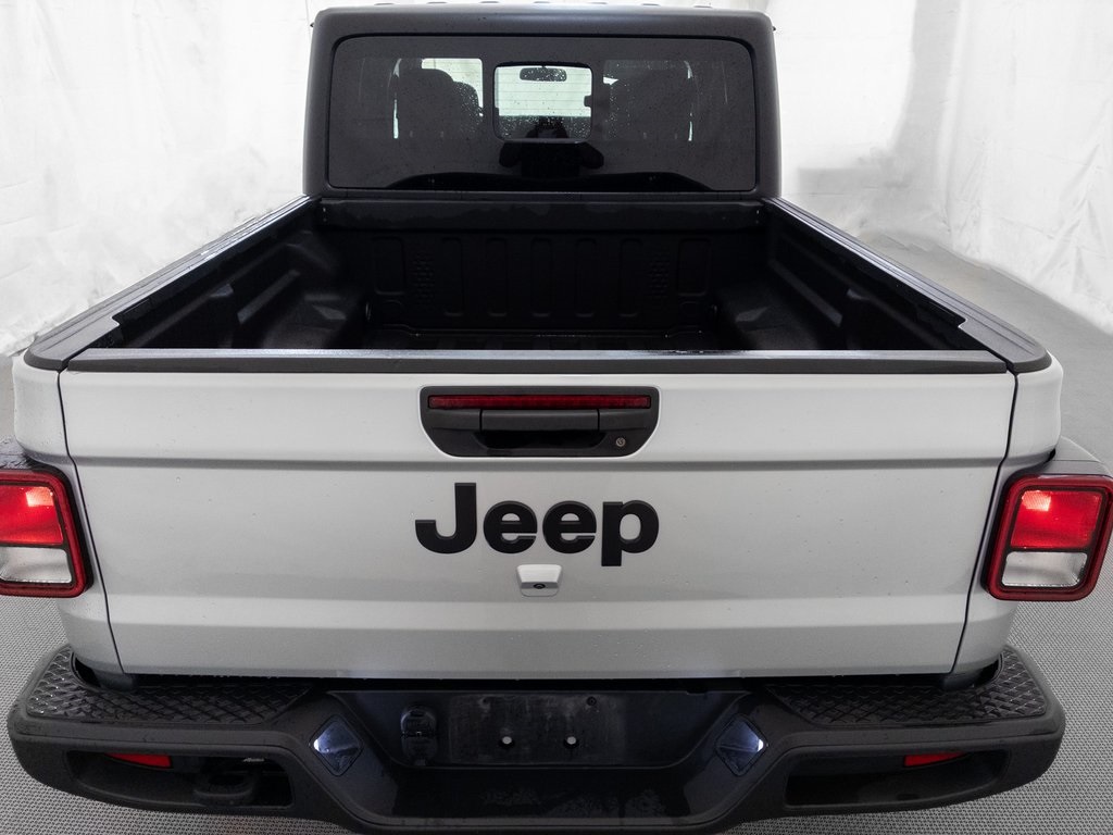 2023 Jeep Gladiator Sport photo 4