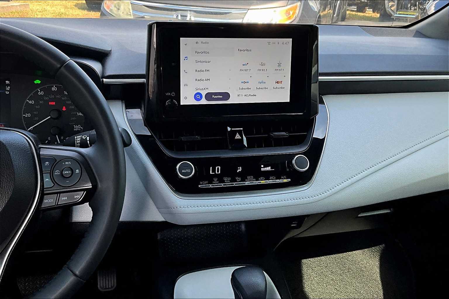 2024 Toyota Corolla XLE LE Premium SE photo 6