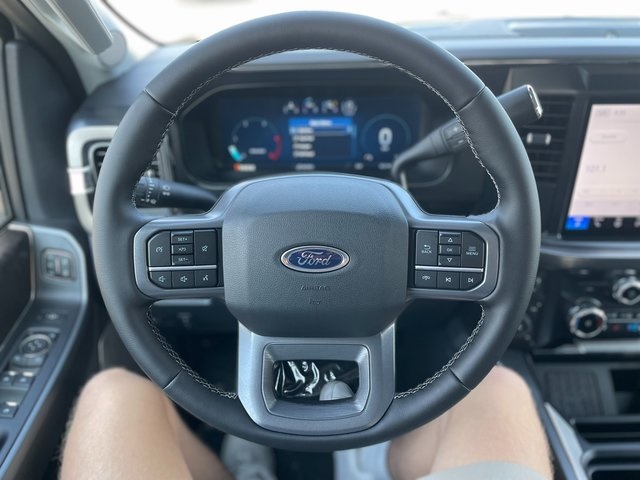 2025 Ford F-350 photo 21