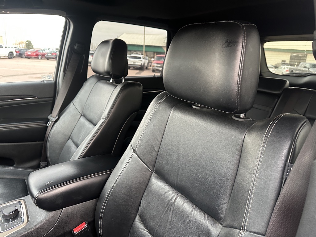 2014 Jeep Grand Cherokee Limited photo 3