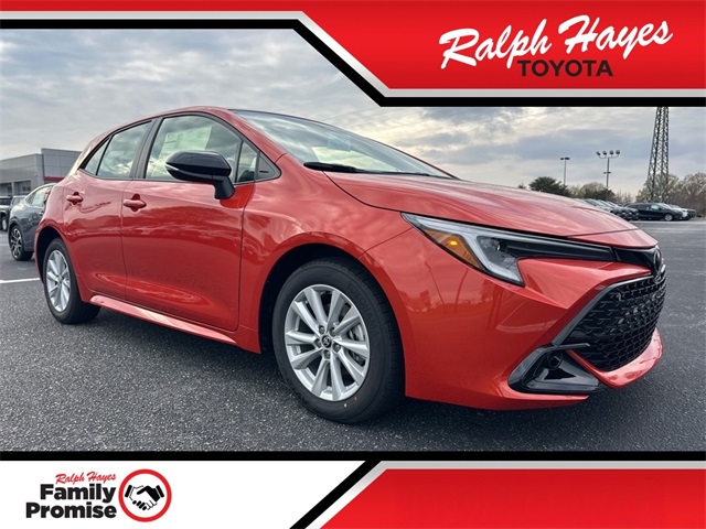 2026 Toyota Corolla Hatchback SE's photo